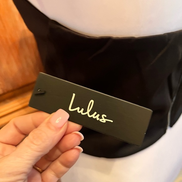 NWT Lulu’s Tube Top Black - Picture 4 of 5